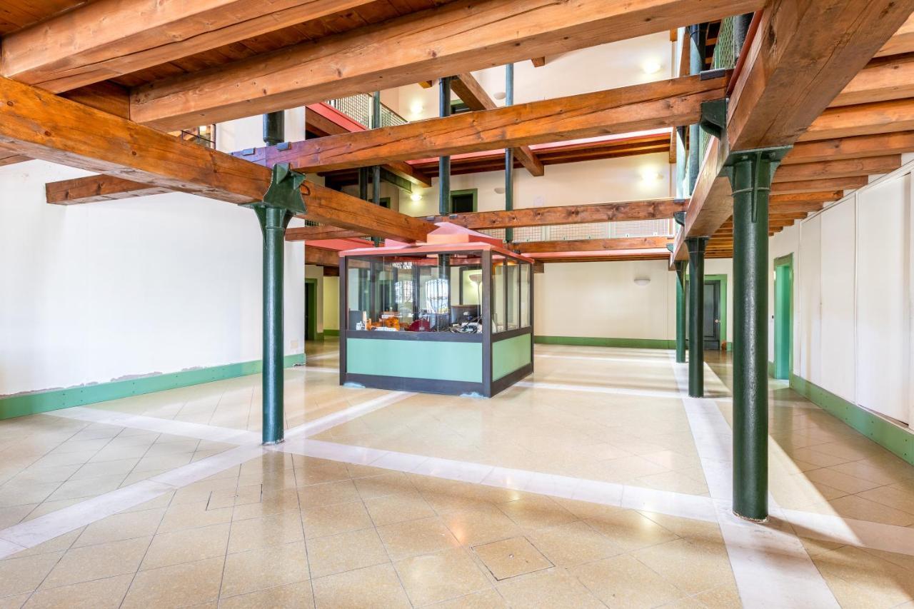 Appartement Molino Stucky Ii *